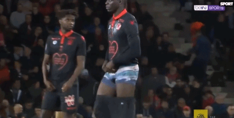 意媒：罗马瞄准齐尔克泽和弗伦德鲁普，计划冬窗补强锋线中场