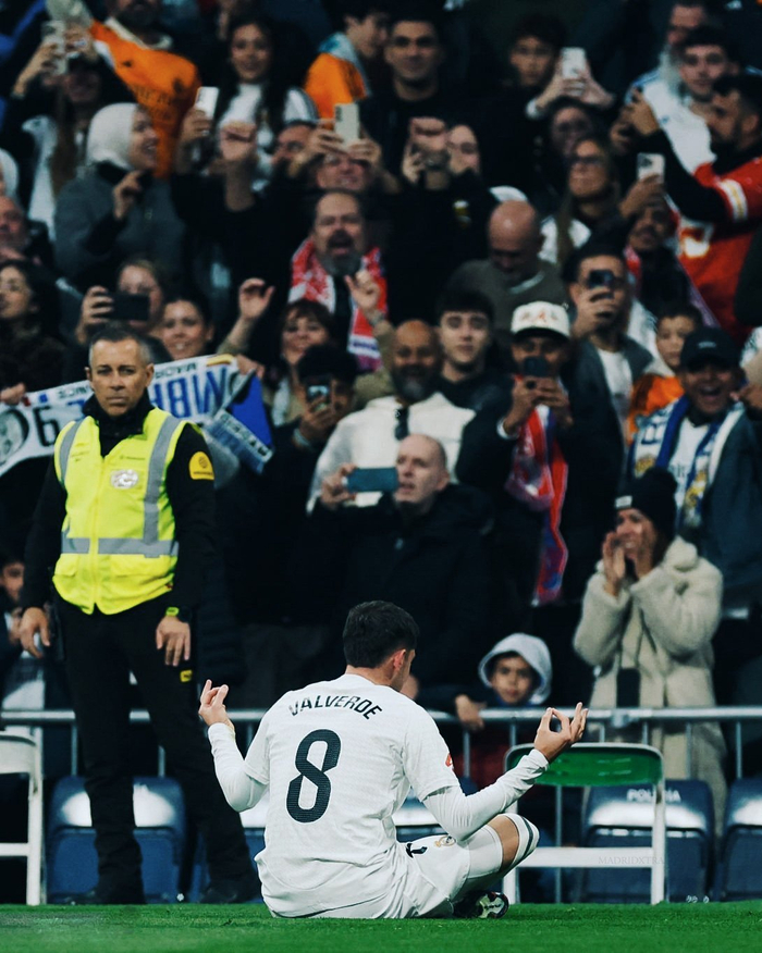 詹卢卡-曼奇尼：意大利渴望参加世界杯，每个人都会全力以赴（詹卢卡-曼奇尼：意大利盼登上世界杯舞台，人人必将拼尽全力）