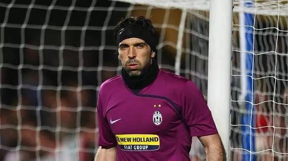 卡佩罗：卡拉菲奥里很像拉莫斯，我希望看到他在国家队踢后腰（卡佩罗：卡拉菲奥里有拉莫斯的影子，我期待他在国家队出任后腰）