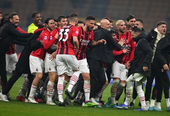 美记：公牛12号新秀埃森格将接受肩部手术，赛季报销（美媒称公牛12号秀埃森格肩伤需手术，本季提前报销）