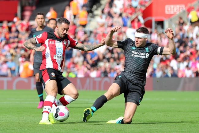 周定洋坐镇，亚冠成都蓉城VS神户胜利船，韦世豪+德尔加多领衔进攻（亚冠焦点战：周定洋压阵，成都蓉城对垒神户胜利船，韦世豪与德尔加多领衔锋线）