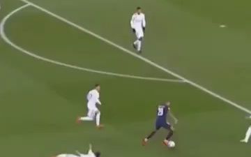 U17世青赛7场9球1助攻，外媒：奥地利新星莫泽吸引拜仁关注（U17世青赛7战9球1助，据外媒：奥地利小将莫泽获拜仁青睐）