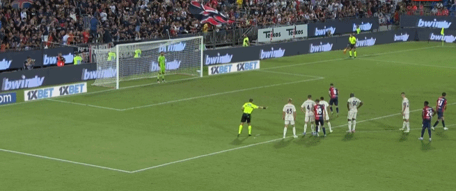 中超：武汉三镇2-0战胜上海申花（中超战报：武汉三镇2比0击败上海申花）