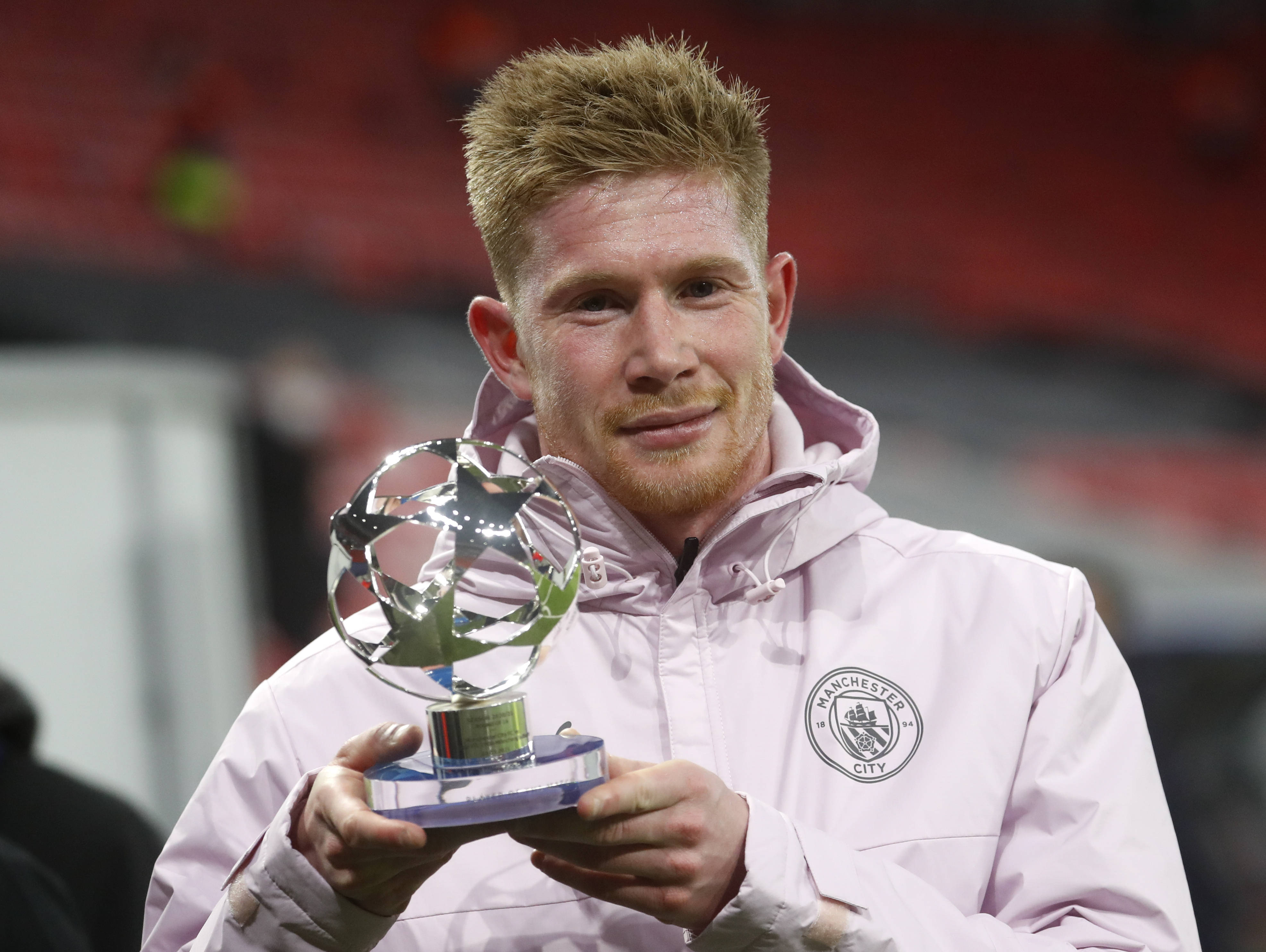 足球中超球队再度更换外援，阵容大洗牌（中超球队再度调整外援，阵容迎来大幅洗牌）