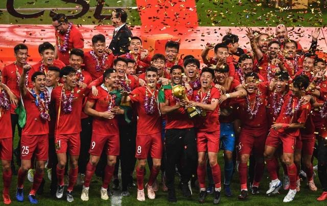 剑南春｜球你来辩：欧冠焦点战再燃！曼城客战皇马能否报上赛季之仇？（剑南春｜球你来辩：欧冠重燃战火！曼城客挑皇马，能否雪耻上季失利？）