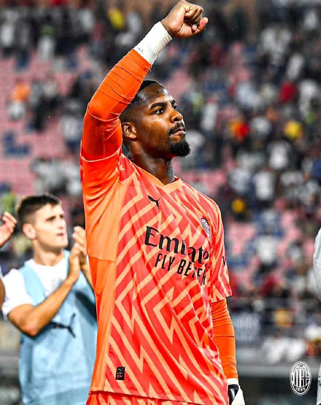 西媒：阿隆索要求皇马全队赛前在毕尔巴鄂过夜，引发球员不满（西媒曝阿隆索要求皇马赛前全队在毕尔巴鄂留宿，球员因此不满）