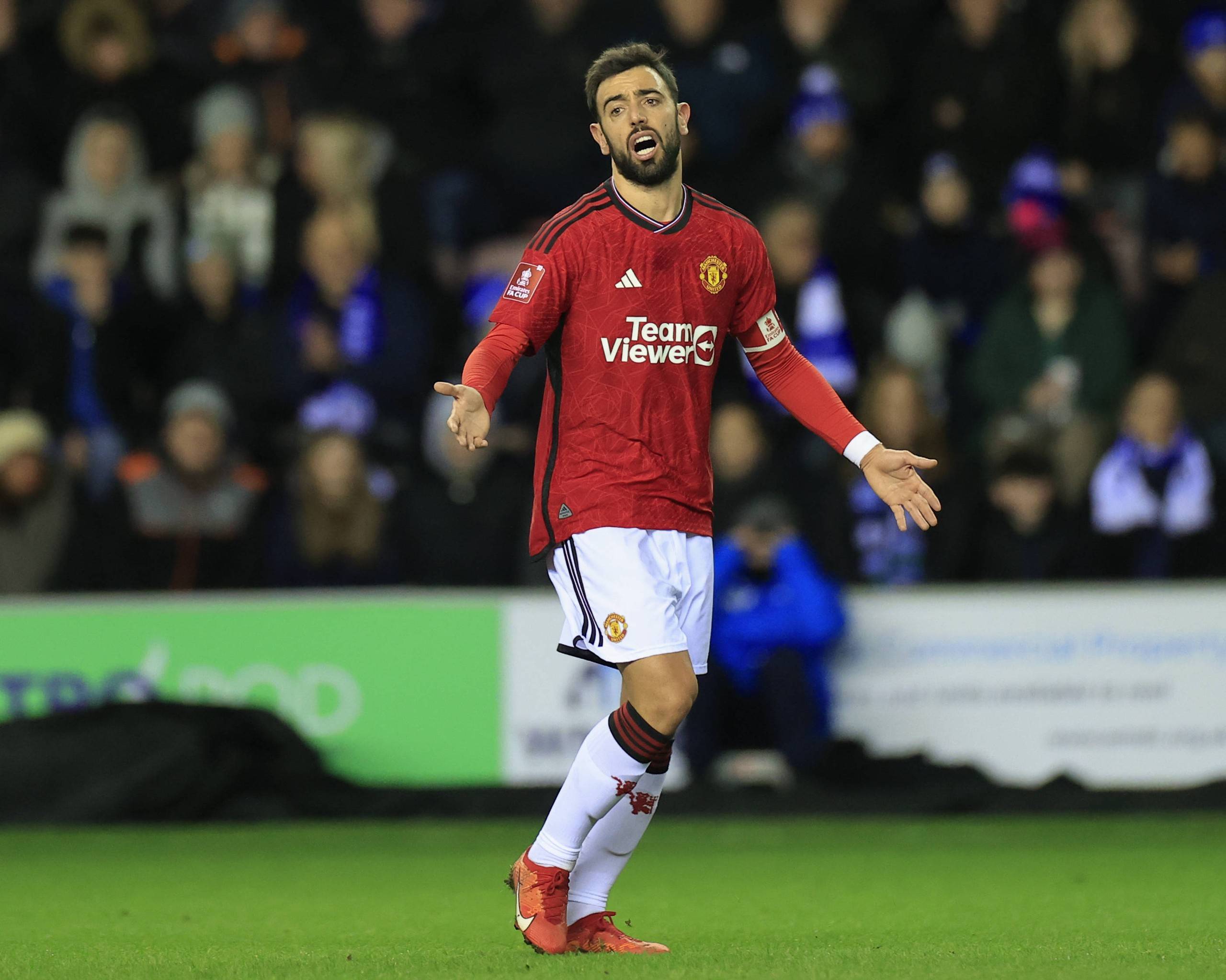 德天空：利物浦对奥利塞非常感兴趣，但目前不打算提出报价