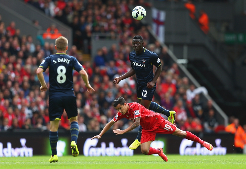 海港0-2不敌武里南联，素巴猜破门，古德建功，李圣龙造险（武里南联2-0力克海港：素巴猜、古德相继破门，李圣龙制造险情）