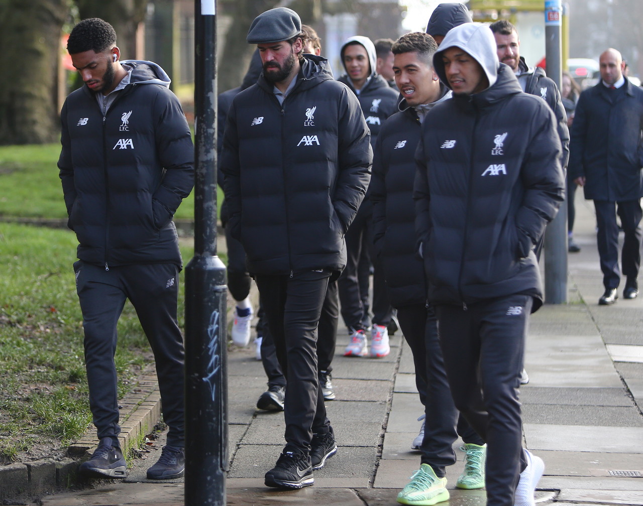 希勒：谢什科和哈兰德很像，毫不怀疑他在英超会踢得很舒服