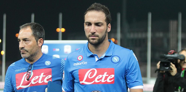 18岁“杜锋接班人”惊艳表现，广东男篮迎来新‘锋线大脑’（18岁杜锋接班人闪耀全场，广东男篮迎来锋线新大脑）